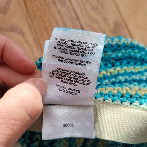 Handmade Crochet Wide Brim Sun Hat - Teal & Cream - Picture 6 of 10